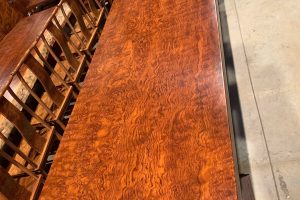 BÀN ĂN CẨM LAI NAM PHI